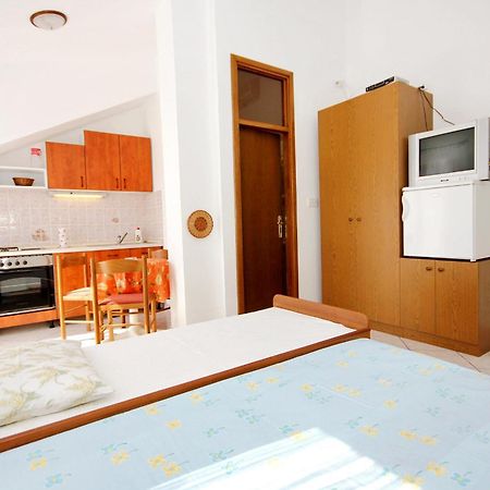 Apartments By The Sea Sevid, Trogir - 9468 מראה חיצוני תמונה