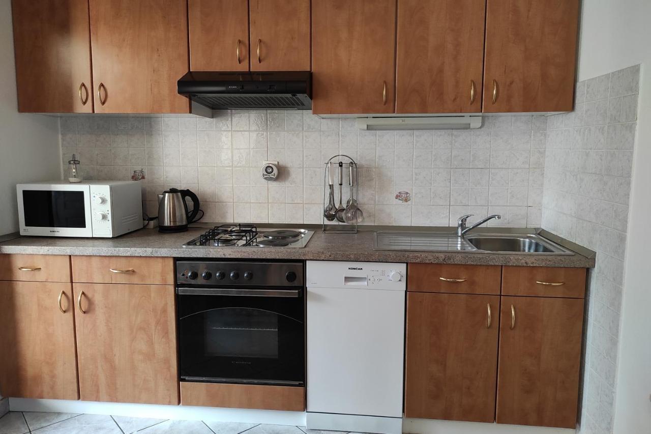 Apartments By The Sea Sevid, Trogir - 9468 מראה חיצוני תמונה