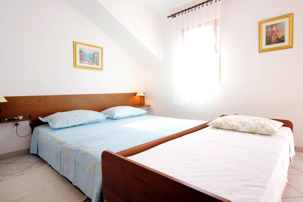 Apartments By The Sea Sevid, Trogir - 9468 מראה חיצוני תמונה