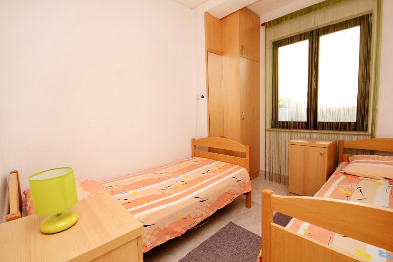 Apartments By The Sea Sevid, Trogir - 9468 מראה חיצוני תמונה