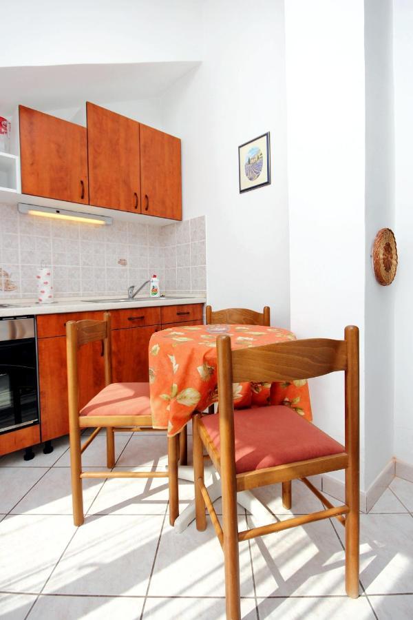 Apartments By The Sea Sevid, Trogir - 9468 מראה חיצוני תמונה
